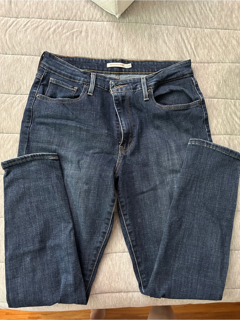 Levi's Women’s 721 High Rise Skinny Dark Blue Jeans